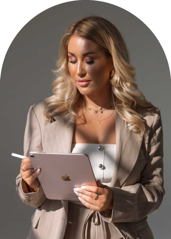 Kelsey, Founder & CEO of Something Social